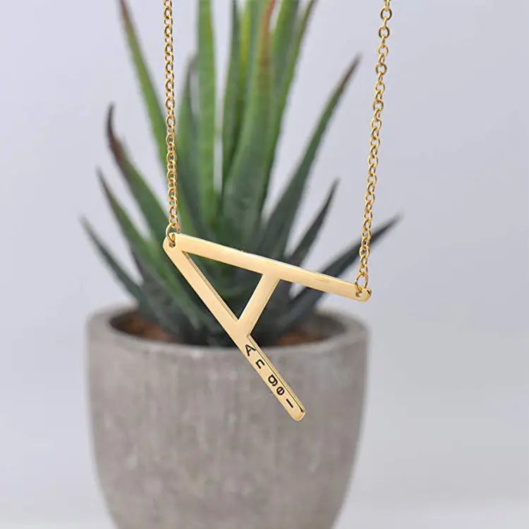 Gepersonaliseerde Letter Ketting | Titanium Staal | Goud, Zilver & Rosé Goud