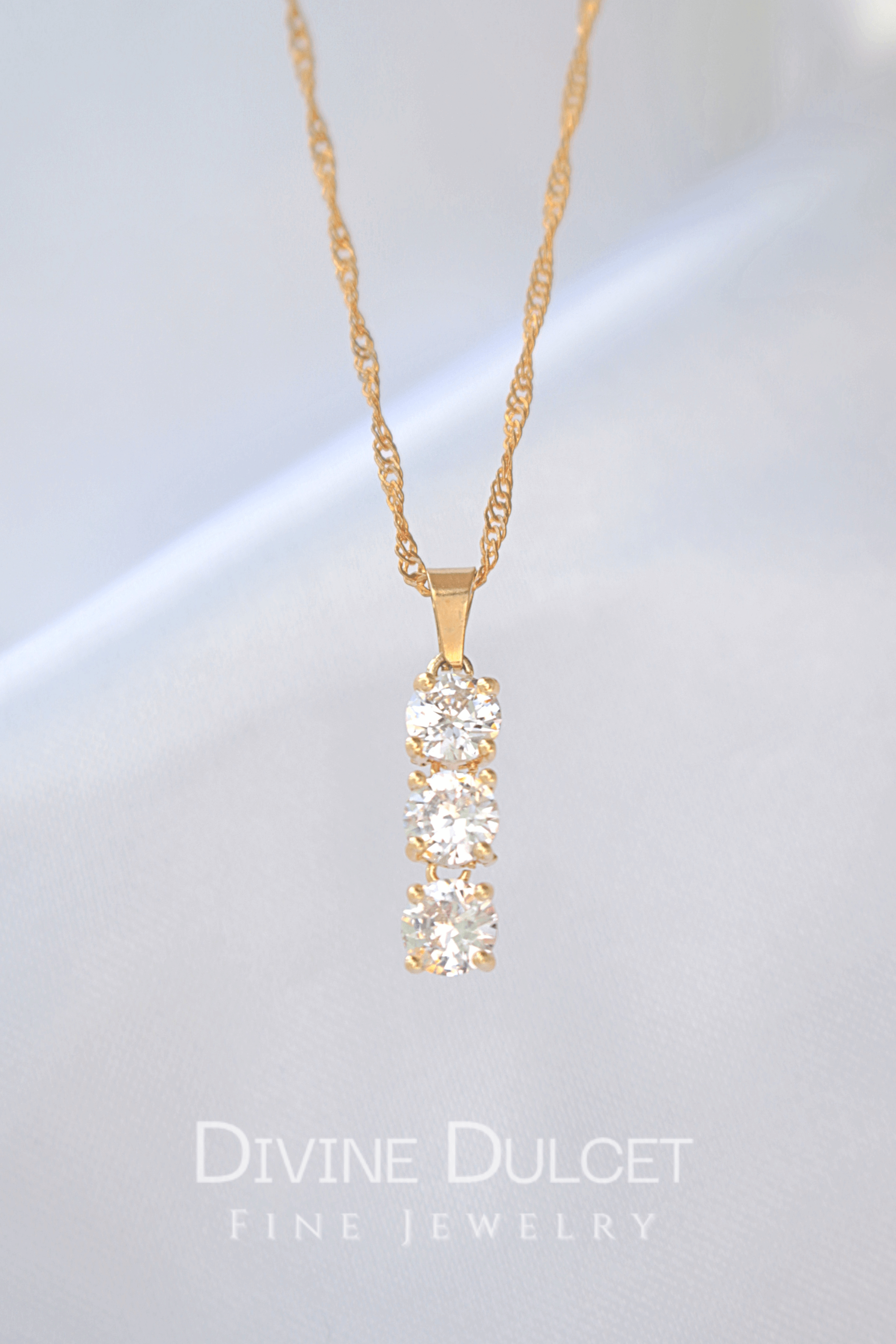 Cubic Zirconia Druppel Ketting | 24K Goud | Waterbestendig | Handgemaakt in Zweden